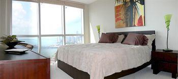 Opera Suites And Marina Doral Esterno foto